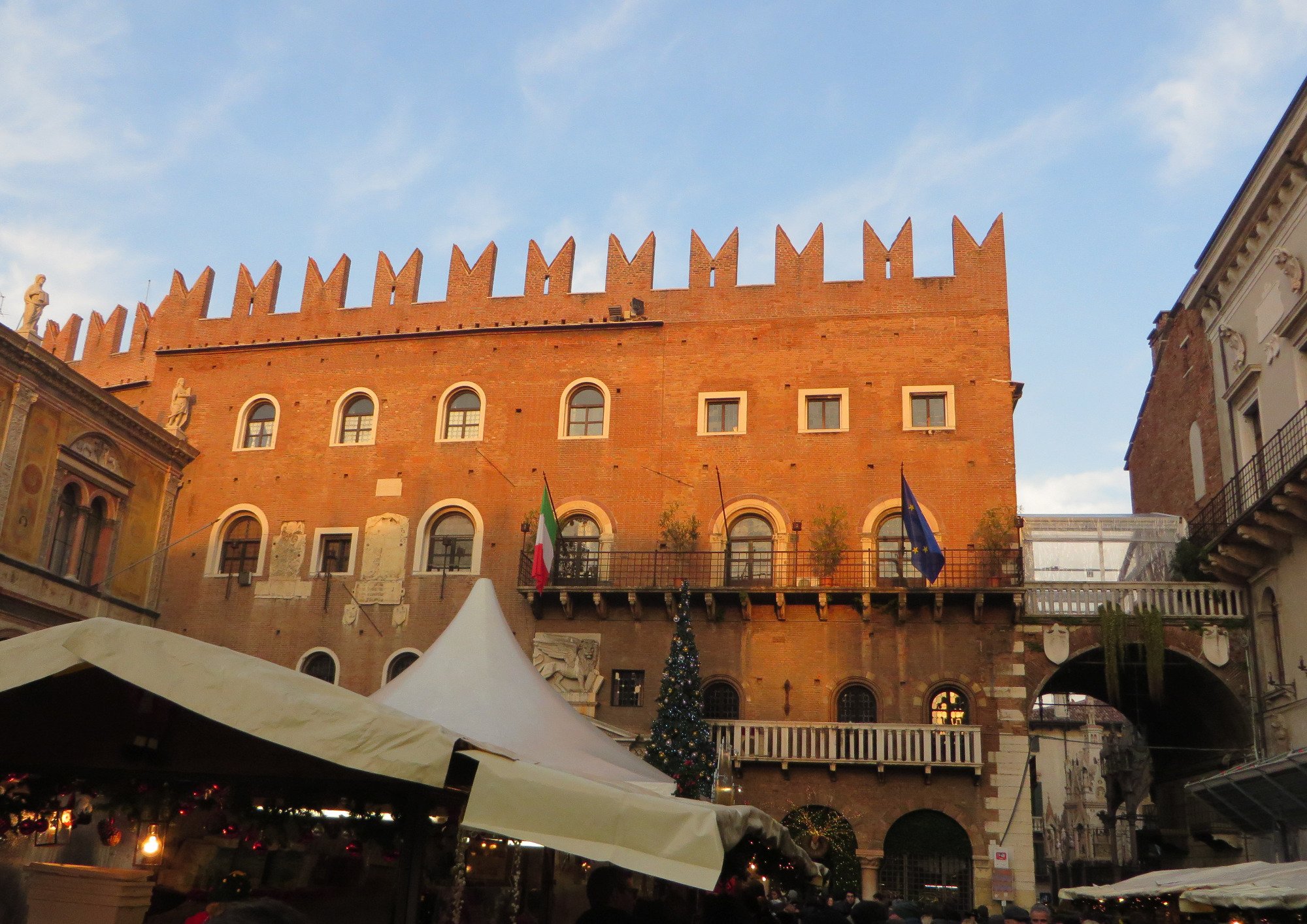 Palazzo dei Tribunali