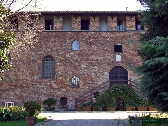 Castello di Macconago