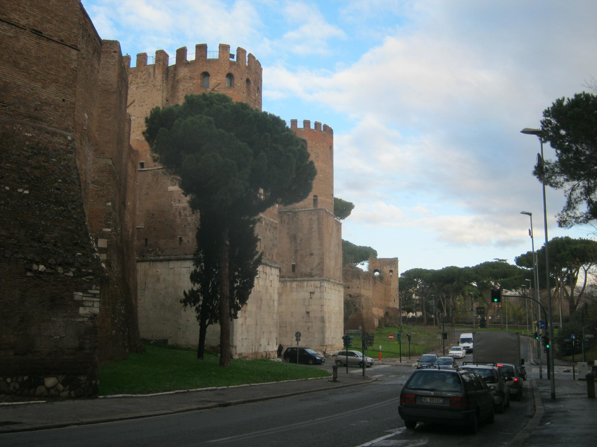 Porta San Sebastiano