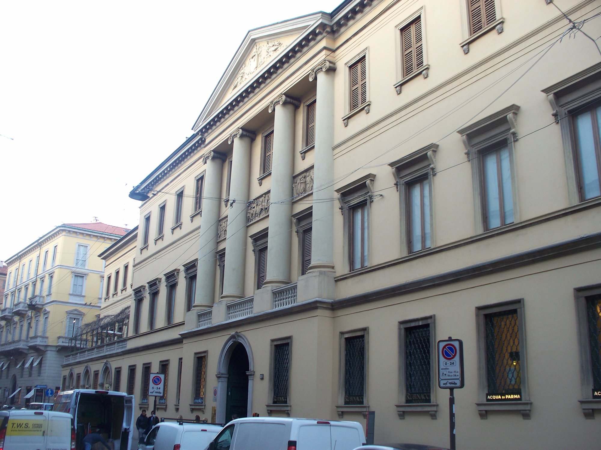 Palazzo Melzi di Cusano