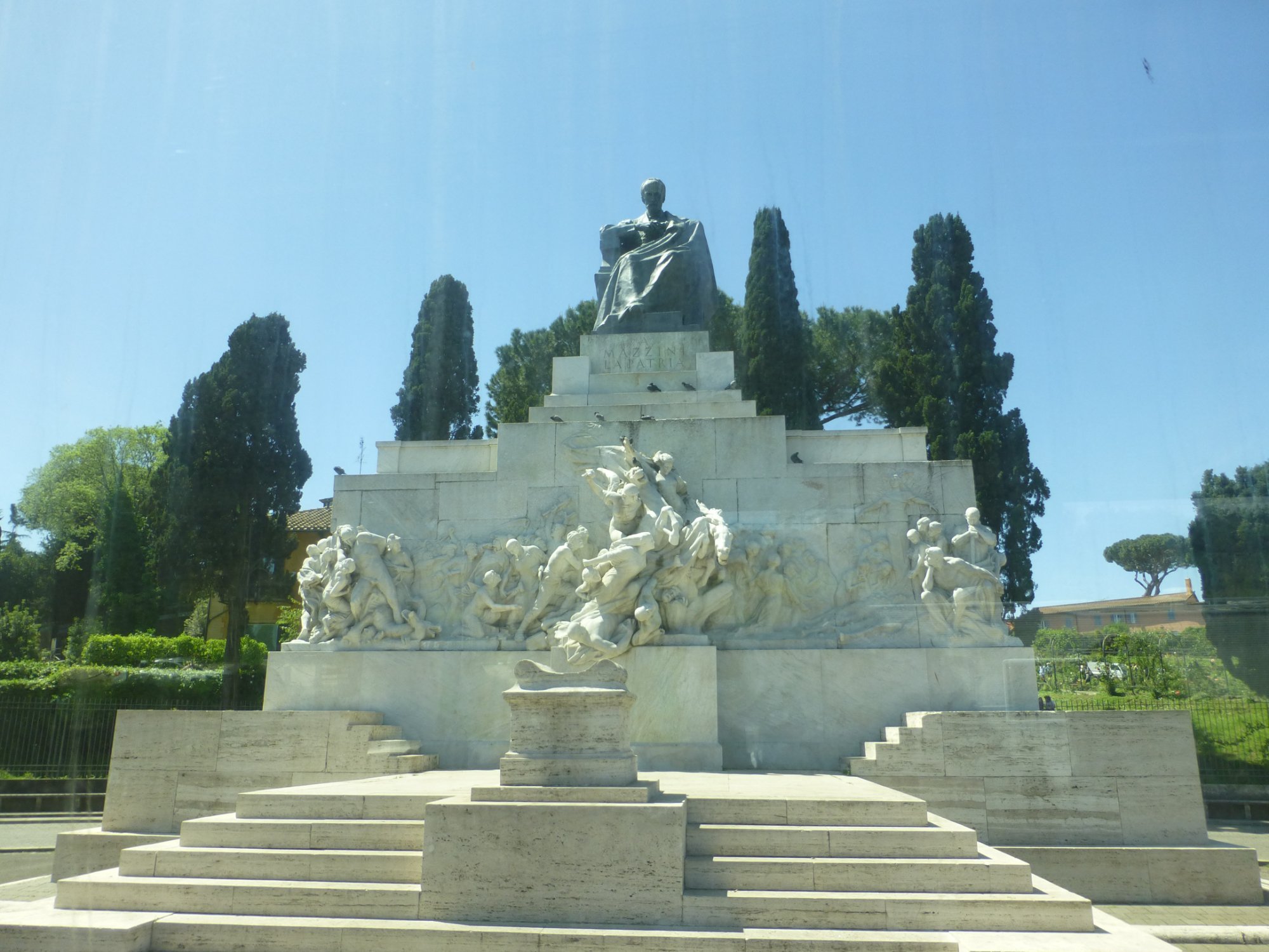 Monumento a Giuseppe Mazzini