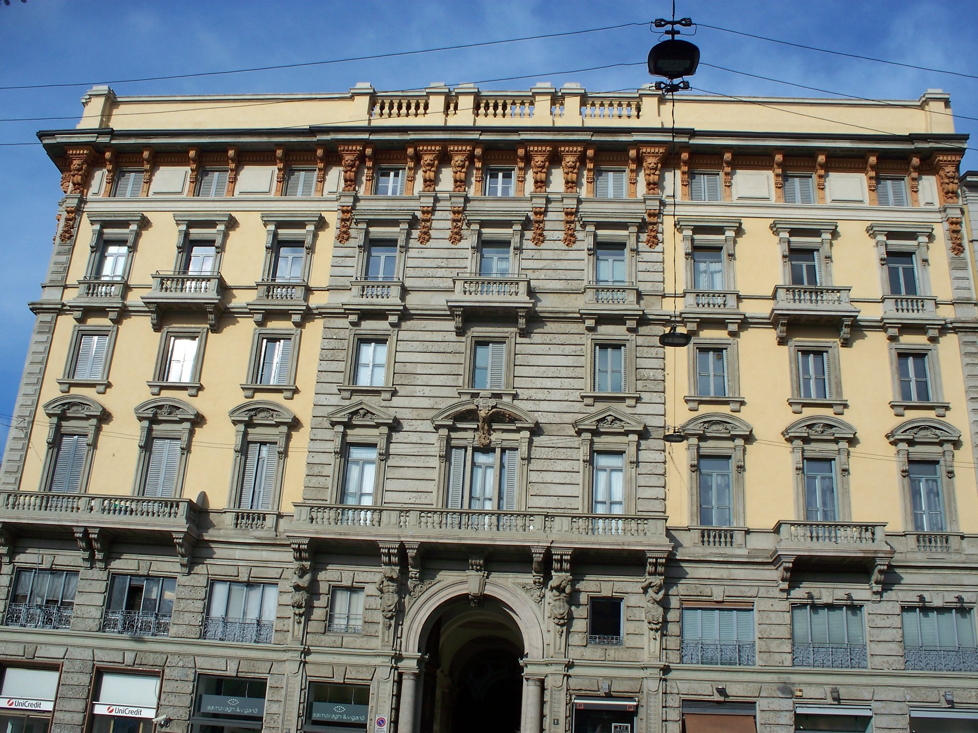 Palazzo Luraschi