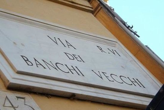 Via dei Banchi Vecchi