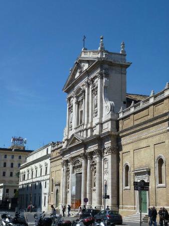 Piazza San Bernardo