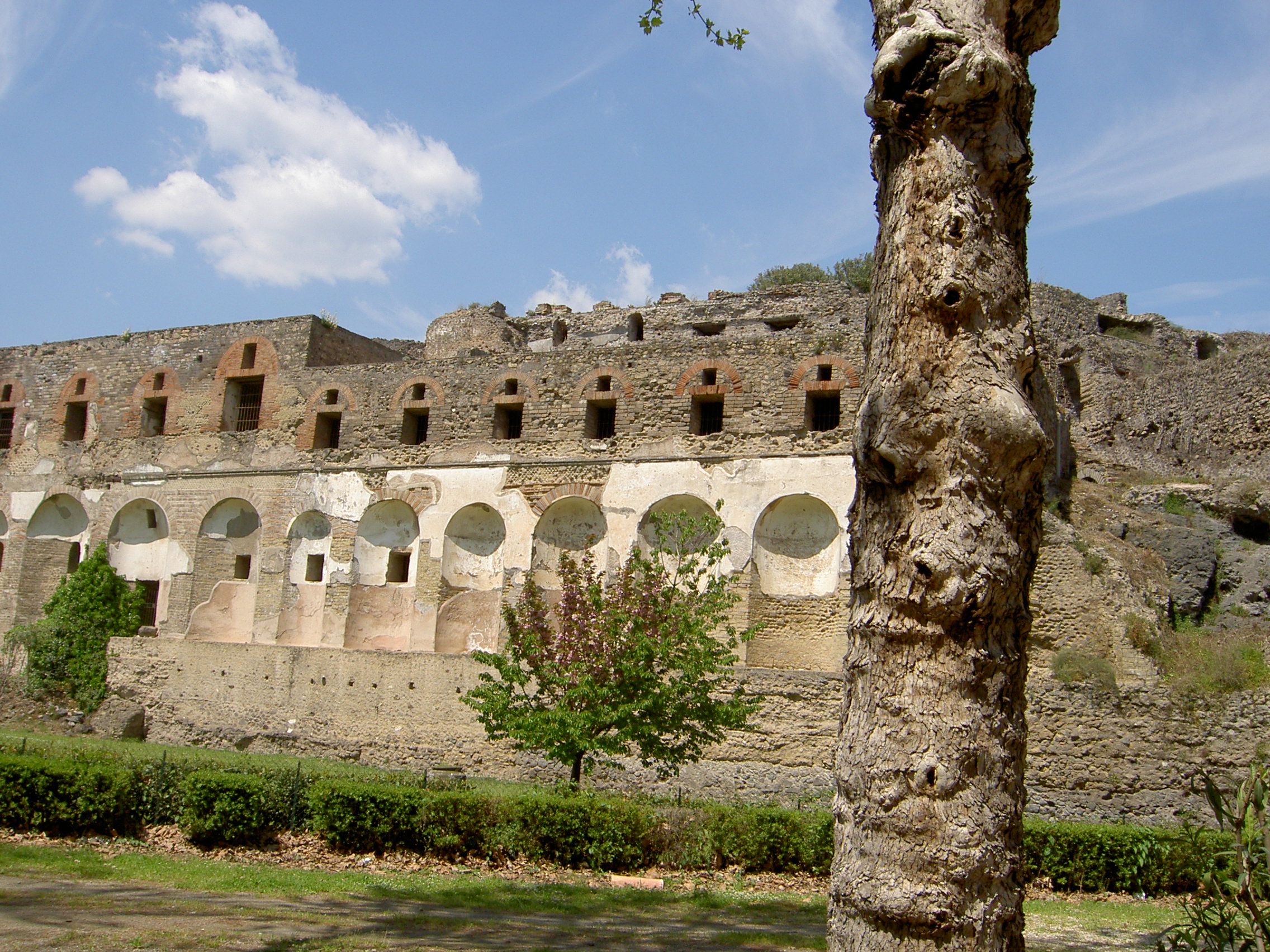 Vastours Naples - Pompeii Day Tour