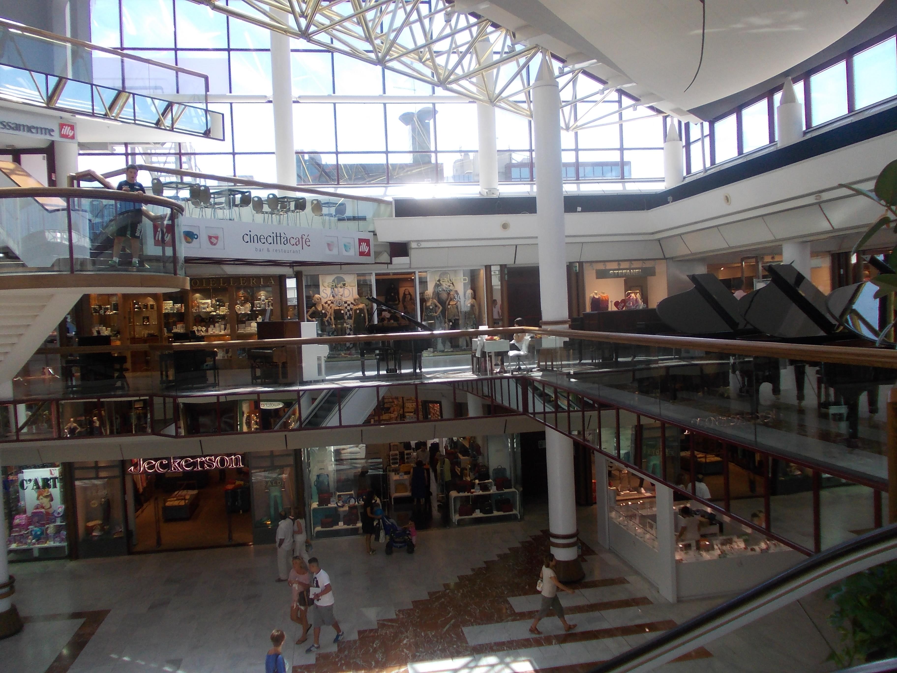 CinecittaDue centro commerciale
