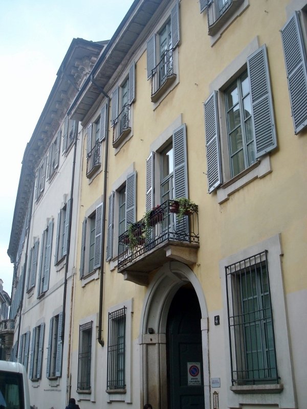 Palazzo Pusterla