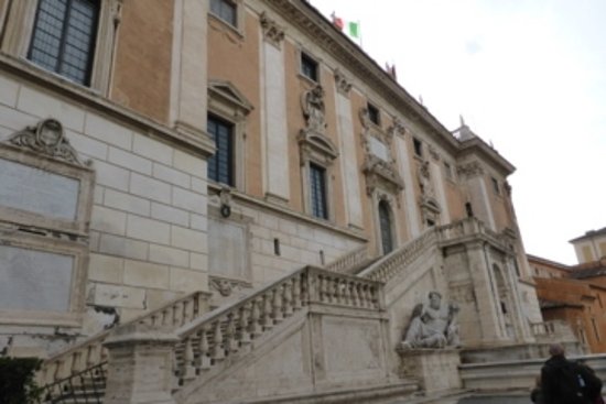 Fontana della Dea Roma