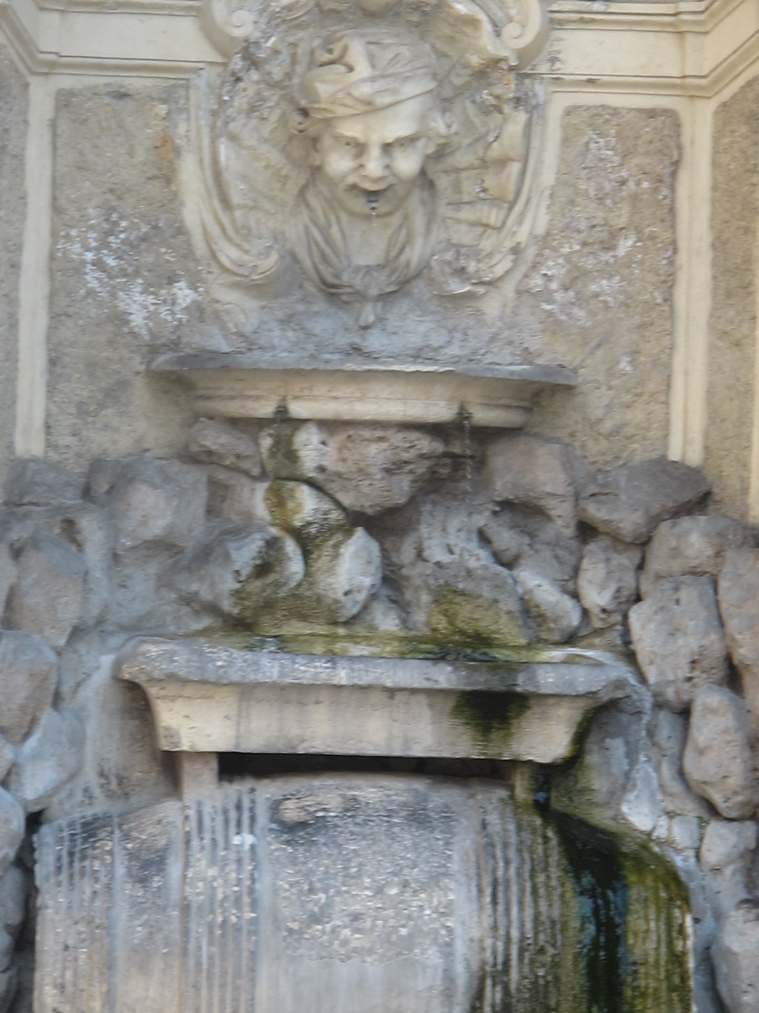 Fontana della Botticella