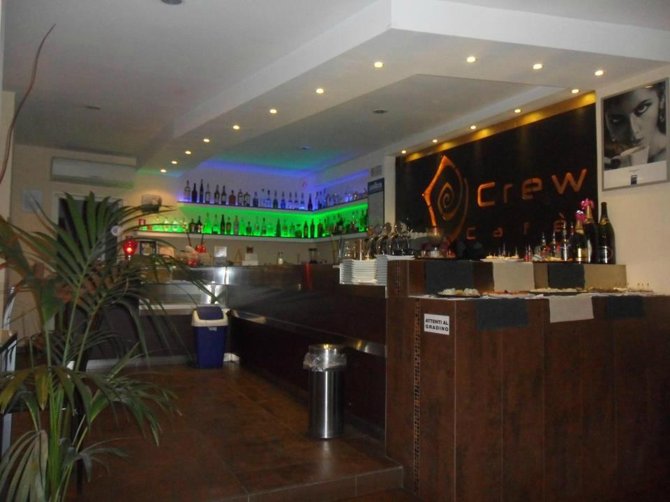 CREW Cafe'