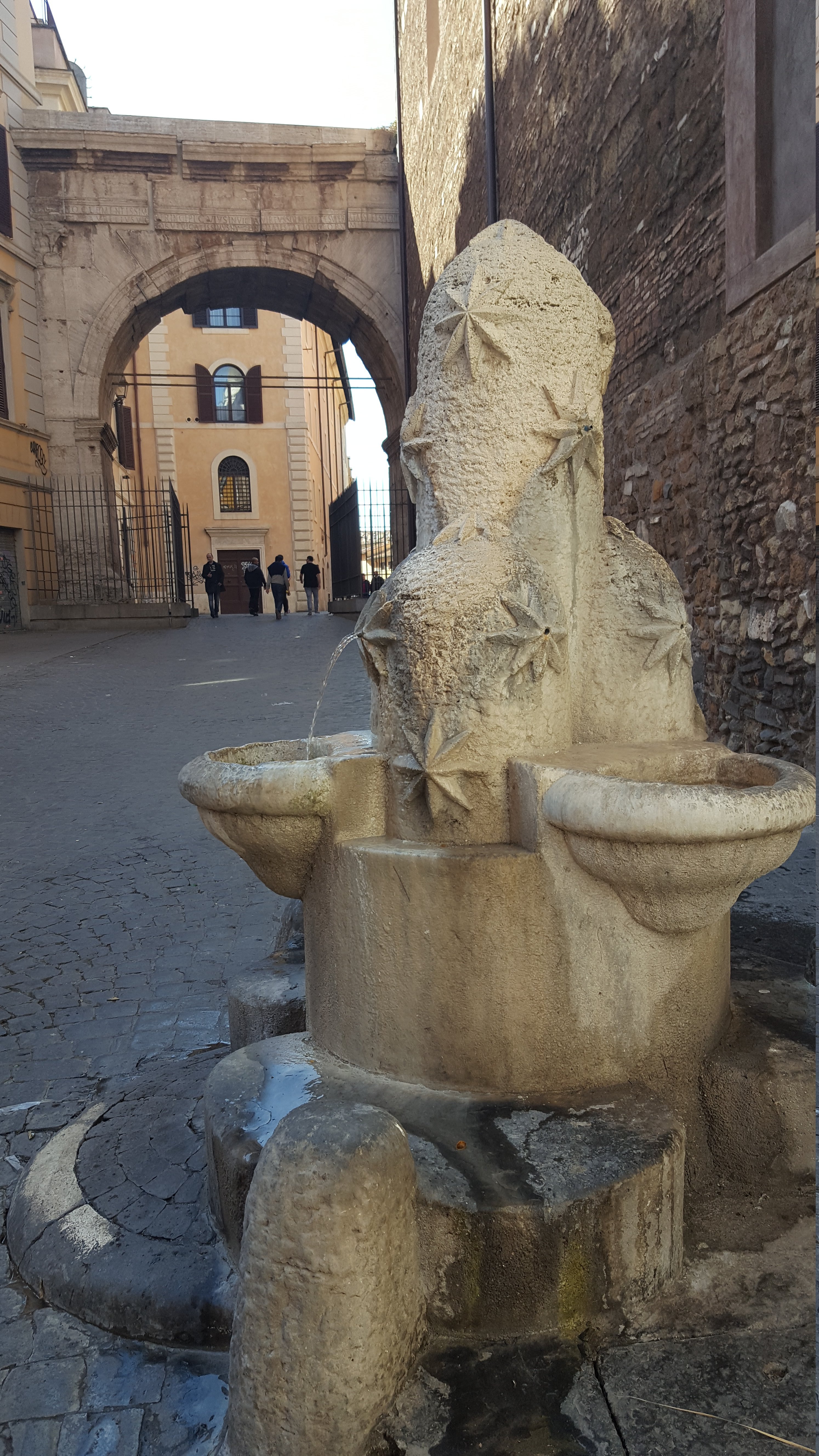 Fontana dei Monti