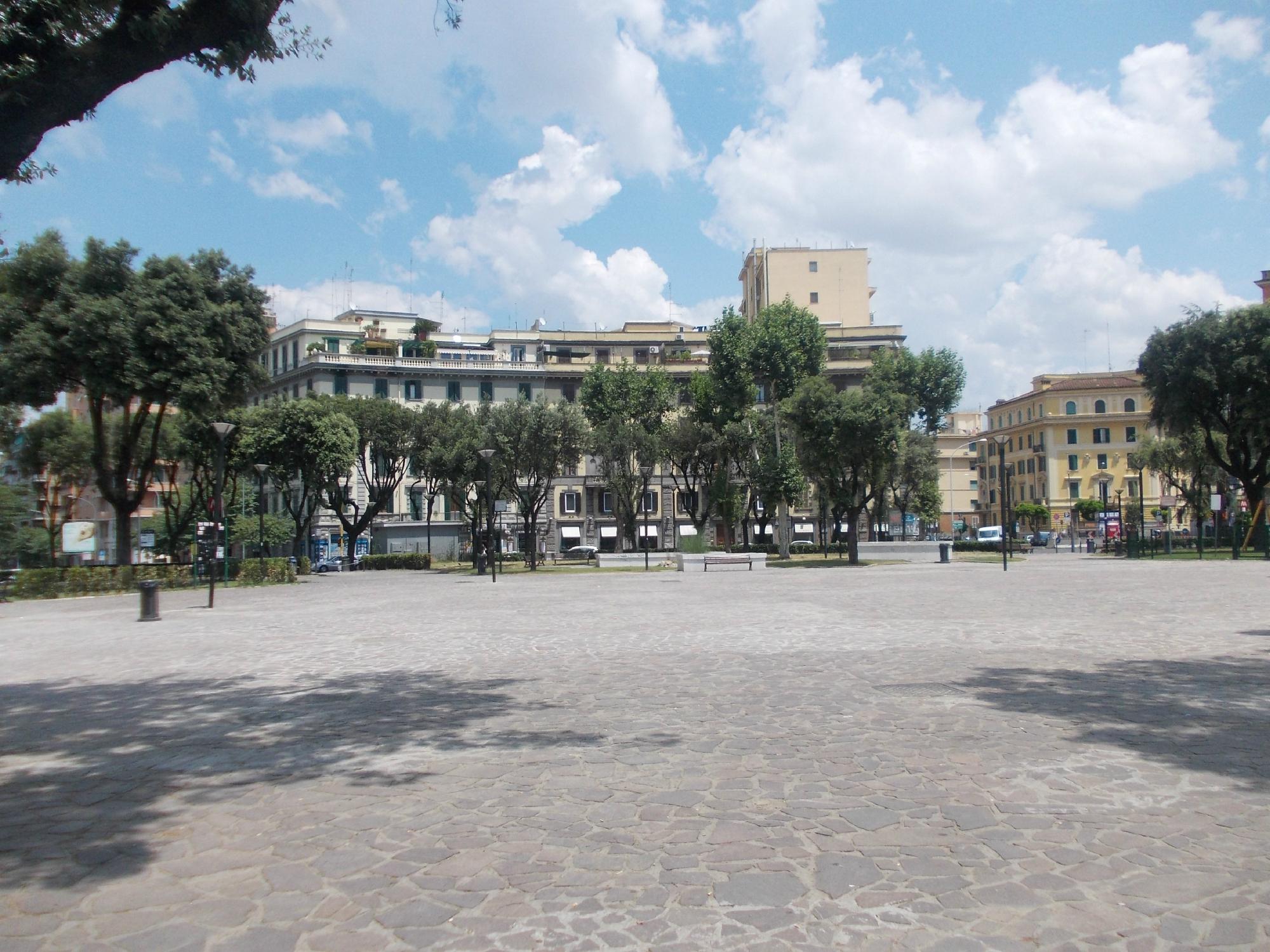 Piazza dei Re di Roma