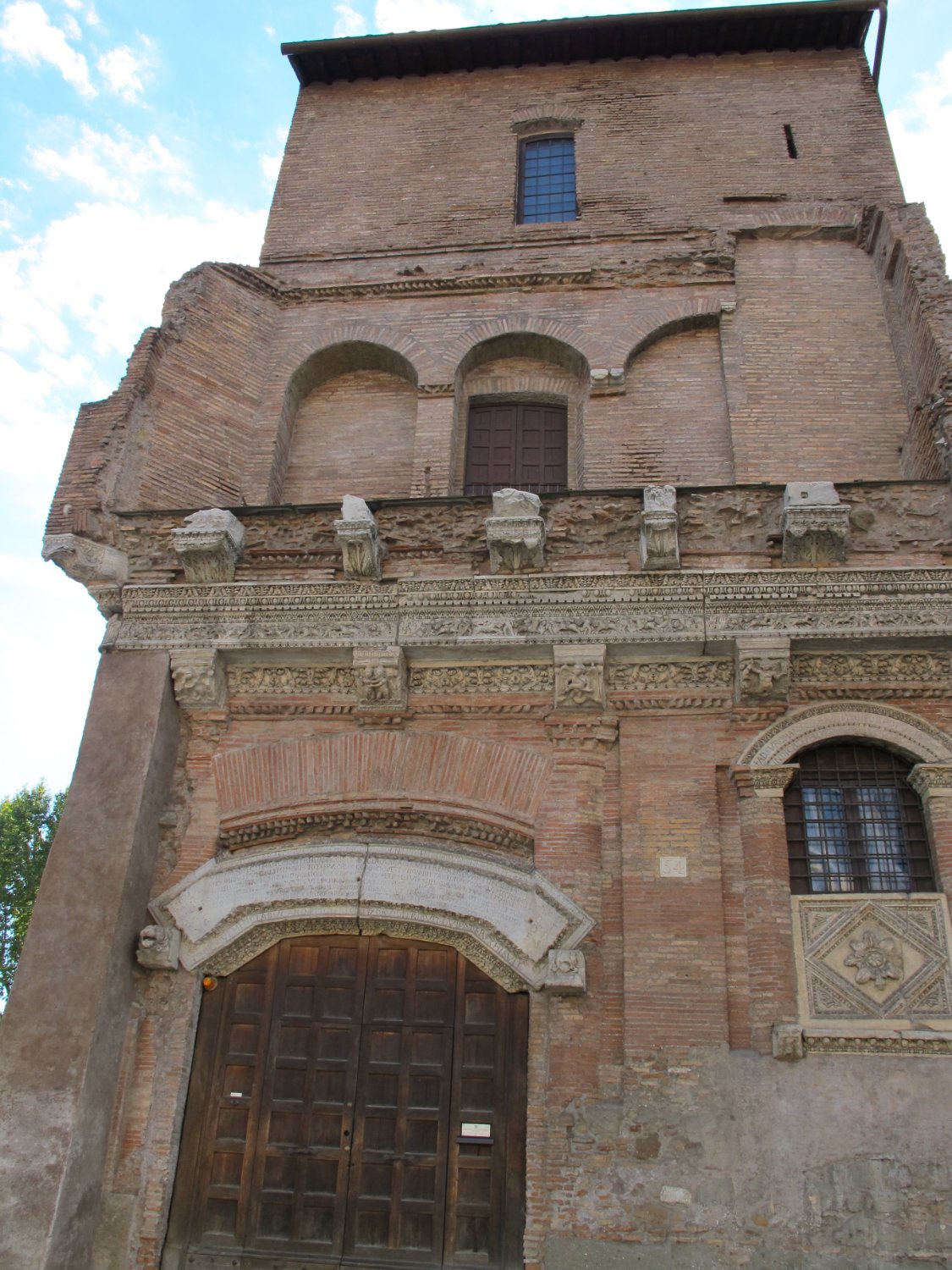 Palazzo dei Crescenzi o Casa dei Crescenzi