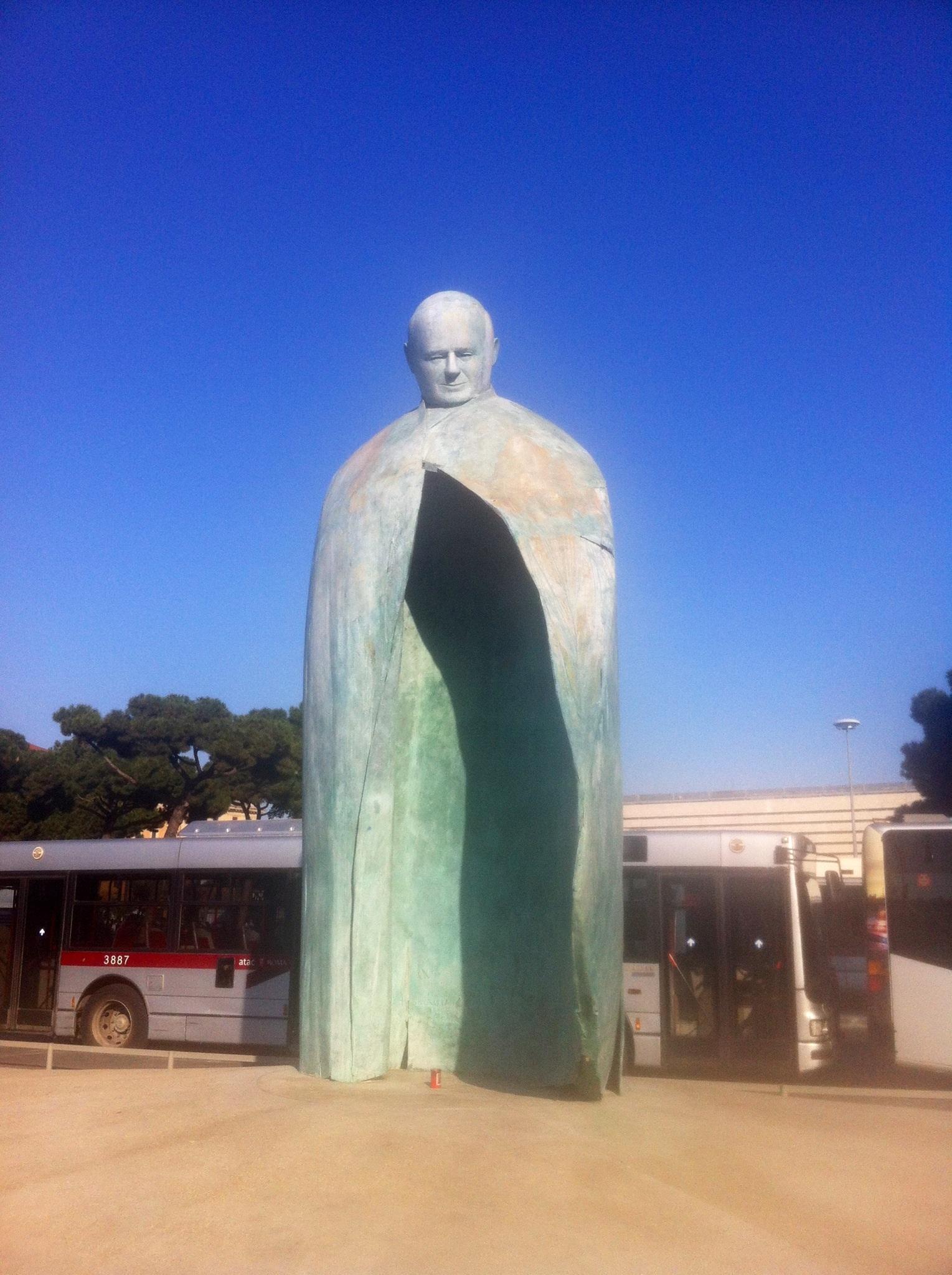 Statua di Papa Giovanni Paolo II