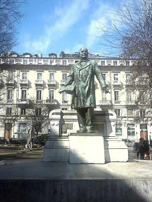 Monumento a Giovanni Battista Bottero