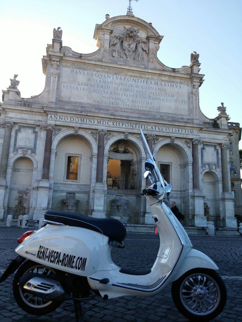 Rent Vespa Rome