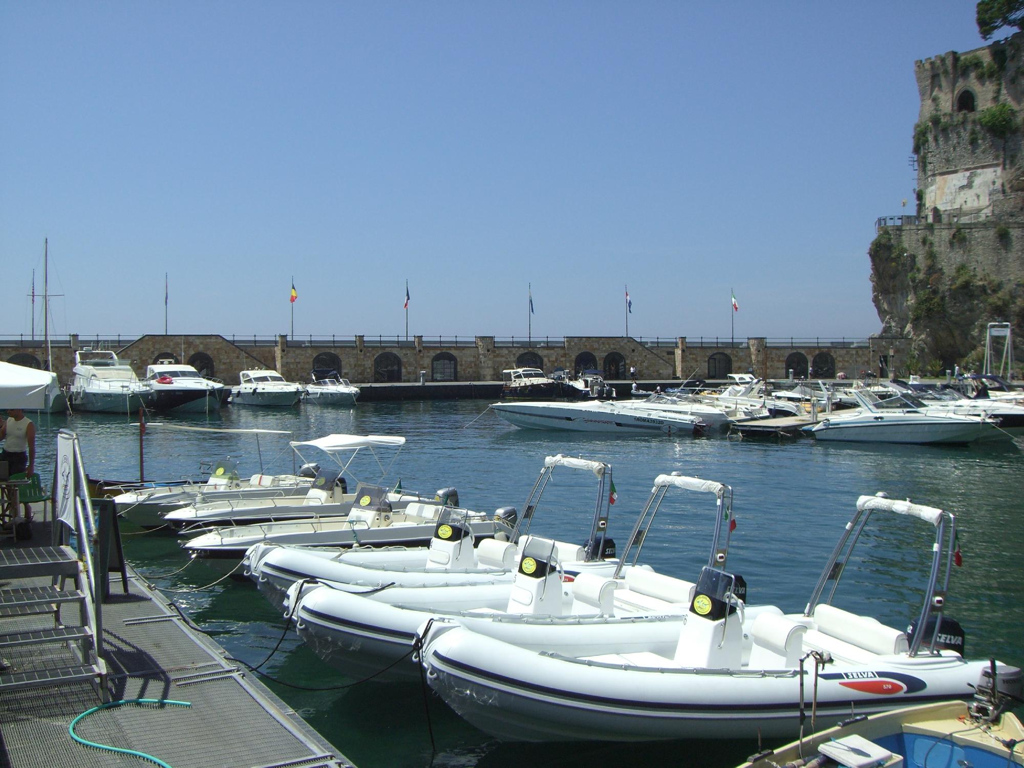 Societa Cooperativa Nautica Maiori Day Tours