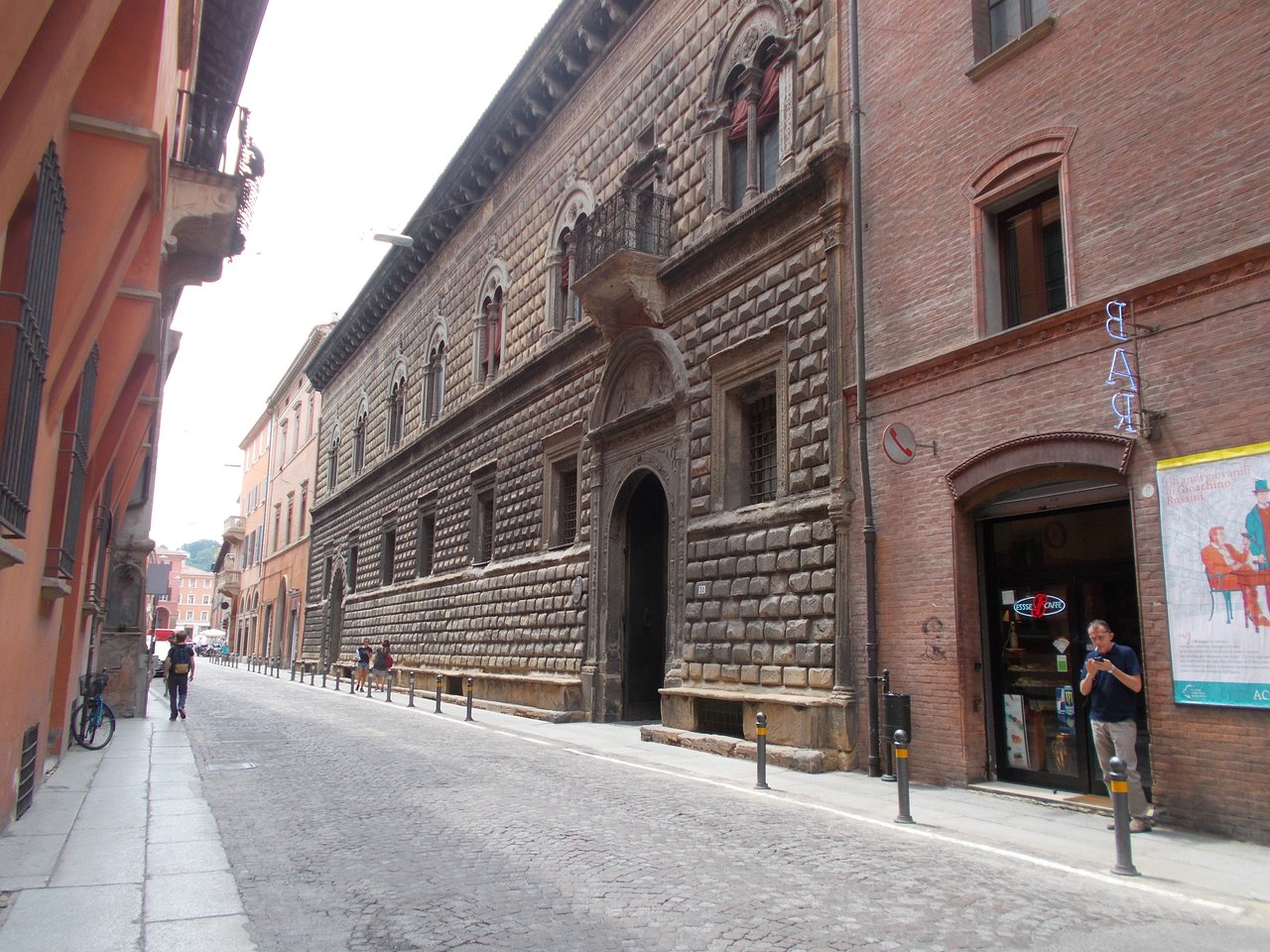 Palazzo Sanuti  - Bevilacqua degli Ariosti
