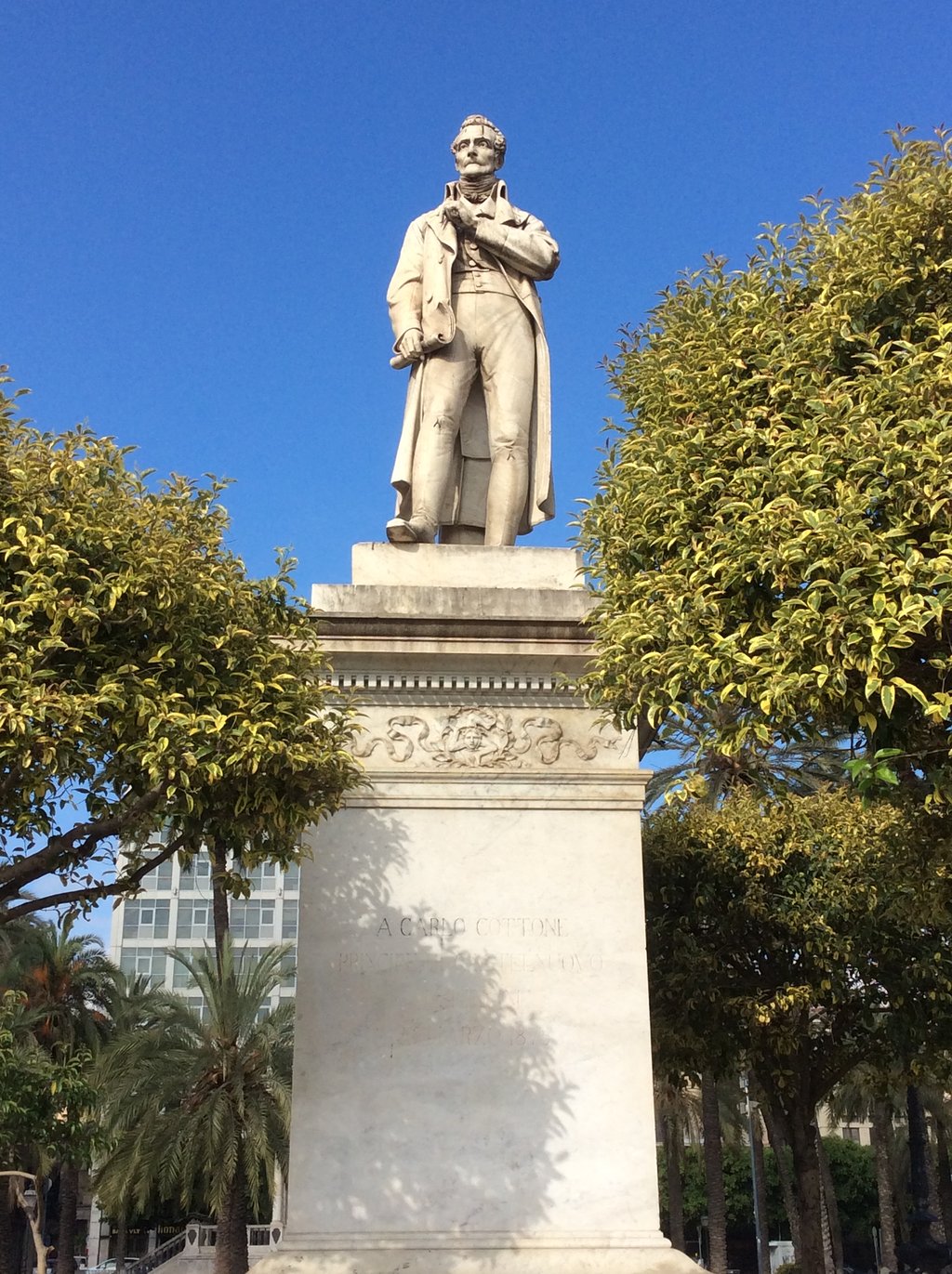 Monumento a Carlo Cottone