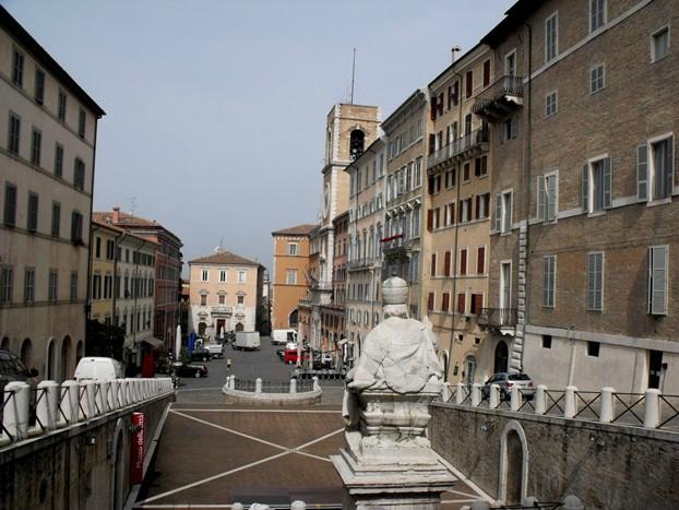 Piazza del Plebiscito di Ancona