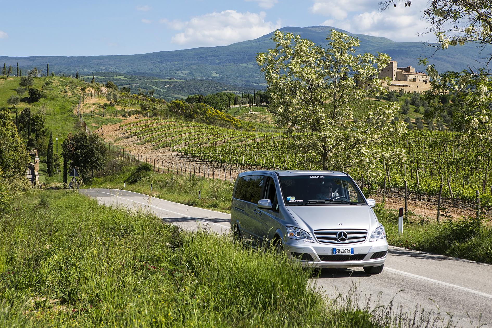 Montalcino Taxi and Day Tours