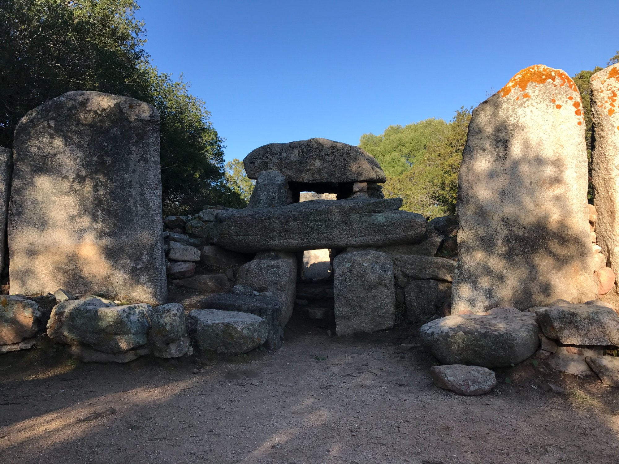 Tomba dei Giganti Su Monte 'è S'Abe