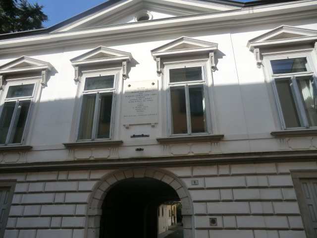 Casa Ascoli
