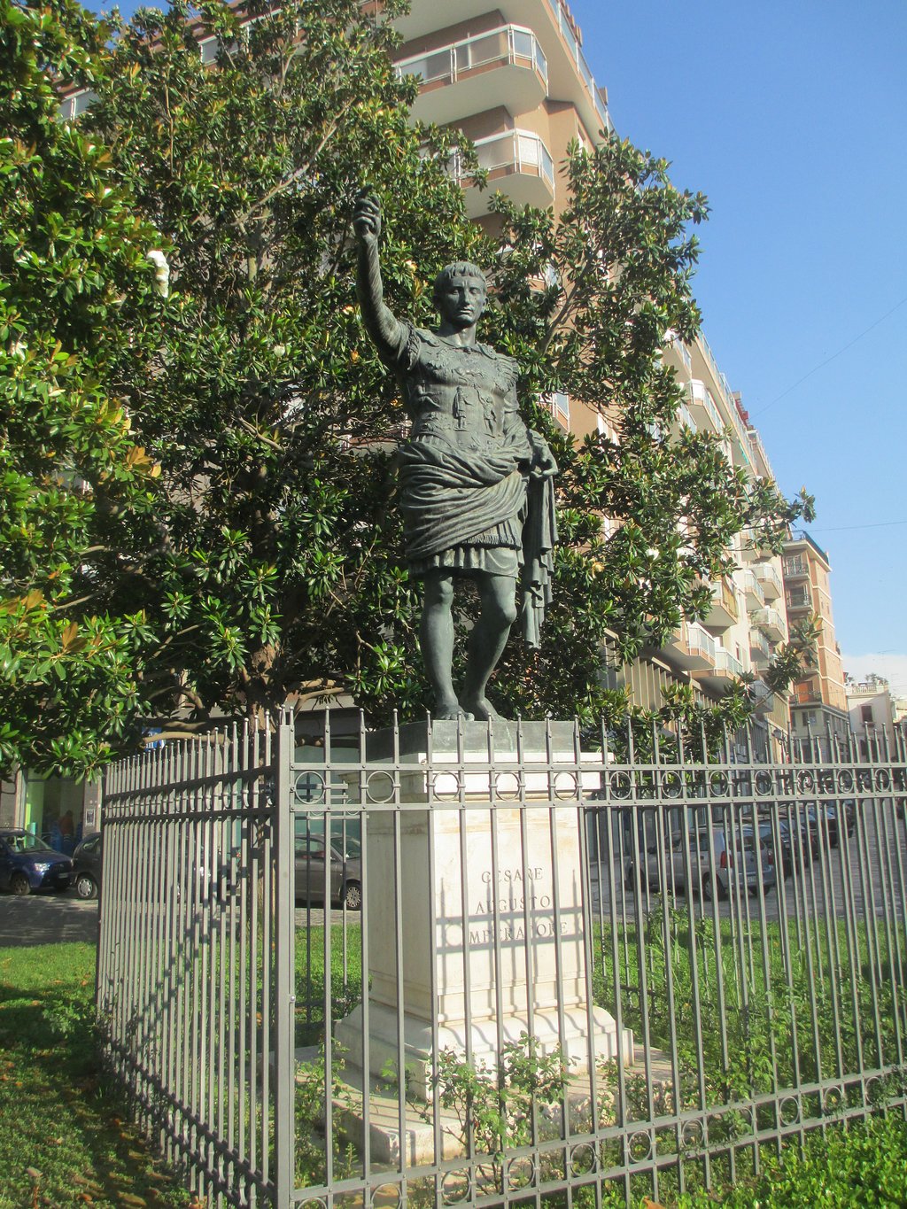 Statua di Cesare Augusto