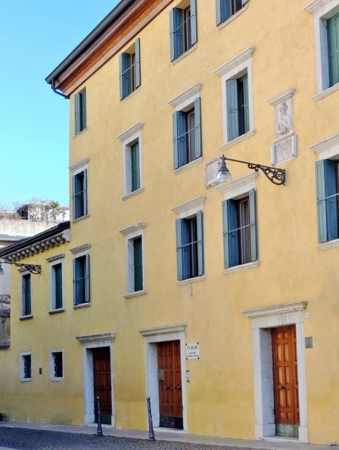 Palazzo Alpago