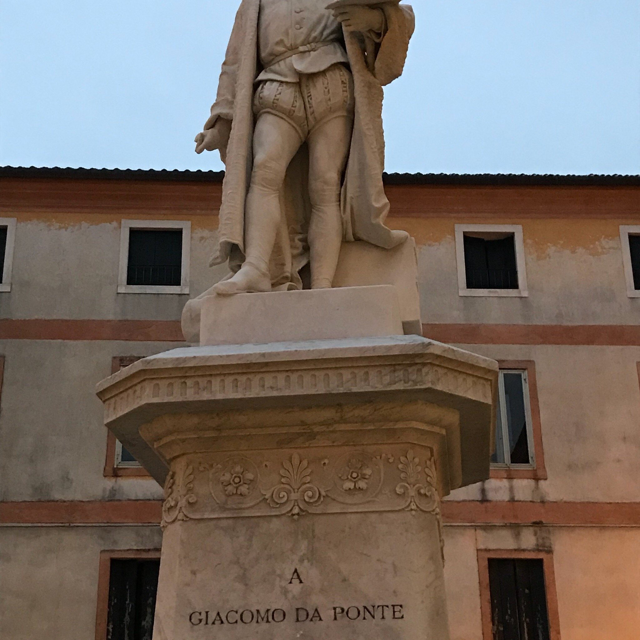 Statua a Jacopo dal Ponte