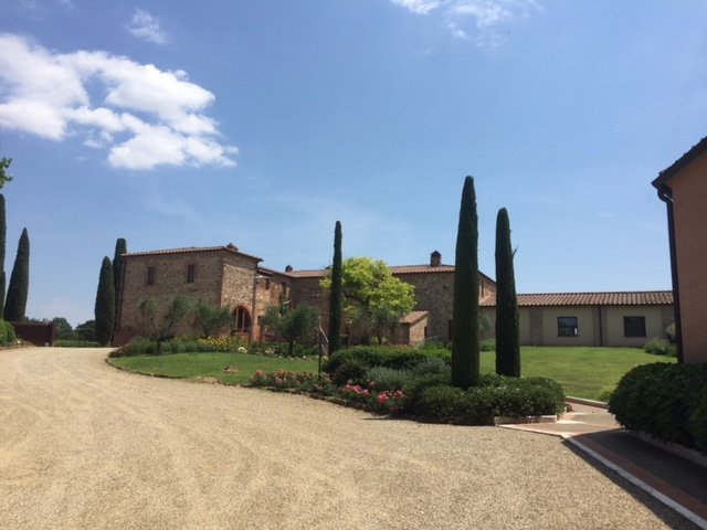 Tenuta Santavenere - Casa Vinicola Triacca