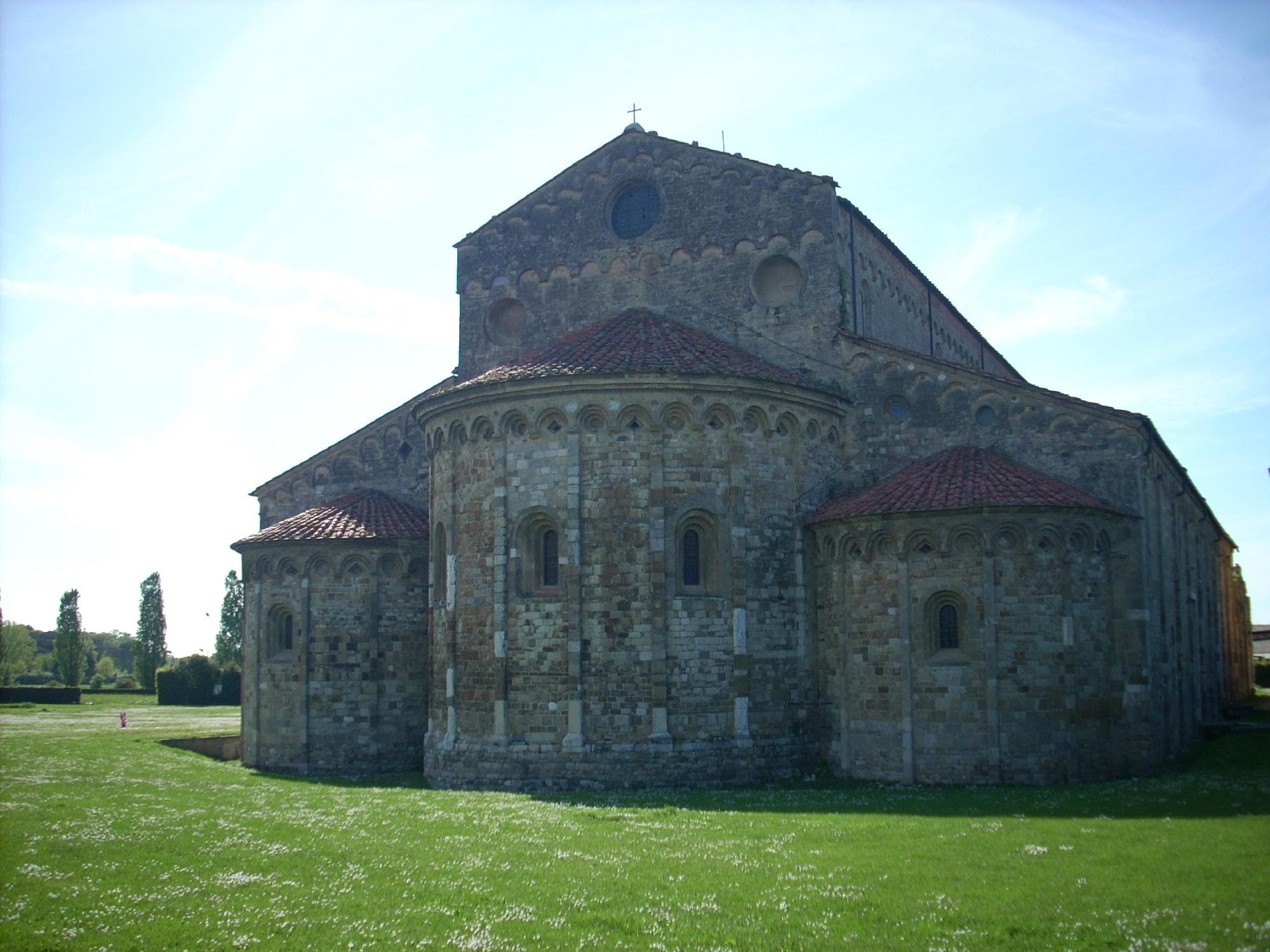 Basilica romanica di San Piero a Grado