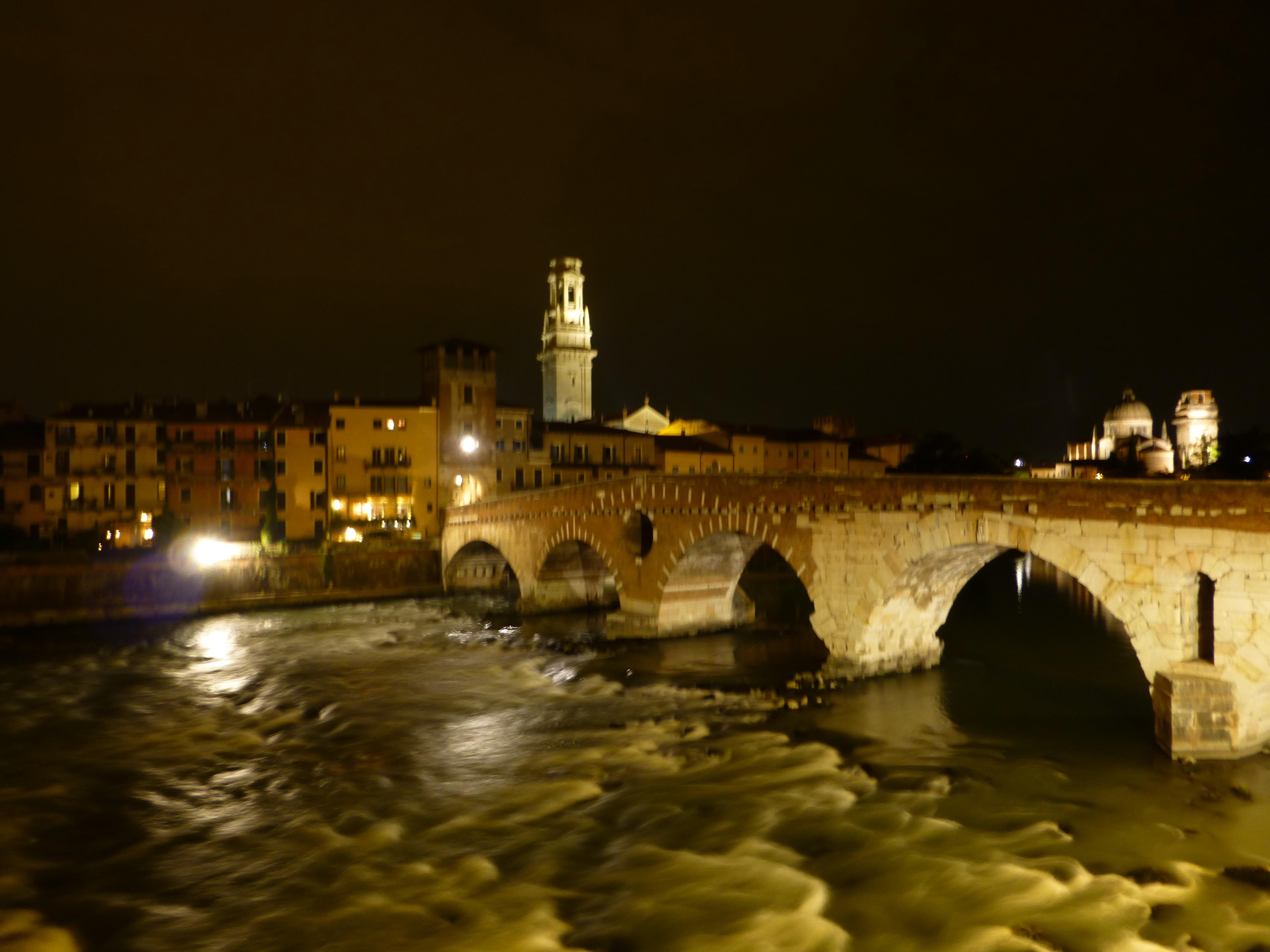 Ponte Pietra