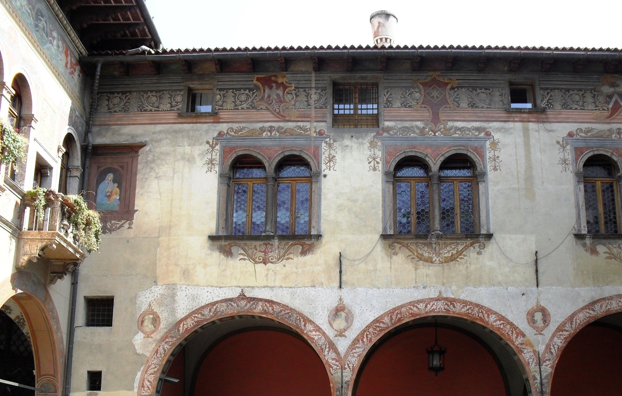 Palazzo Del Ben - Conti d'Arco in piazza Rosmini