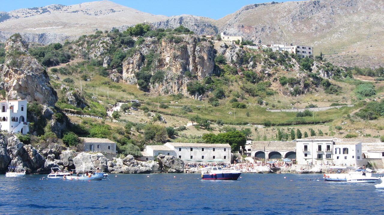 Spiaggia dei Faraglioni