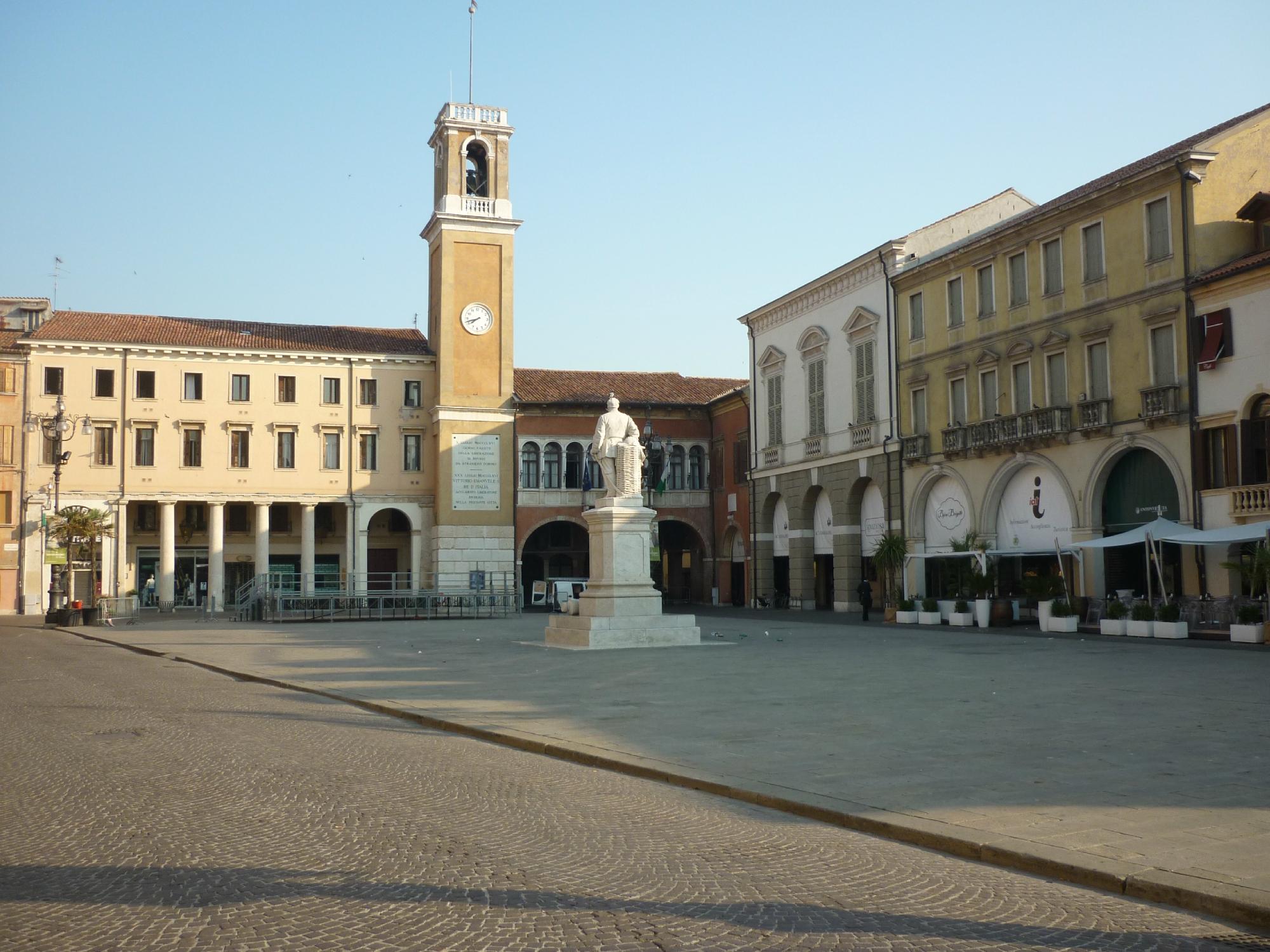 Piazza Vittorio Emanuele II