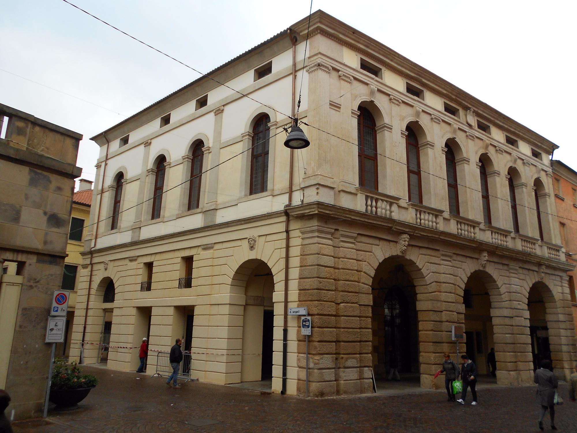 Palazzo Roncale