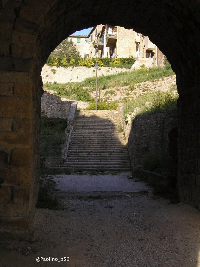 Fonte e porta san Felice