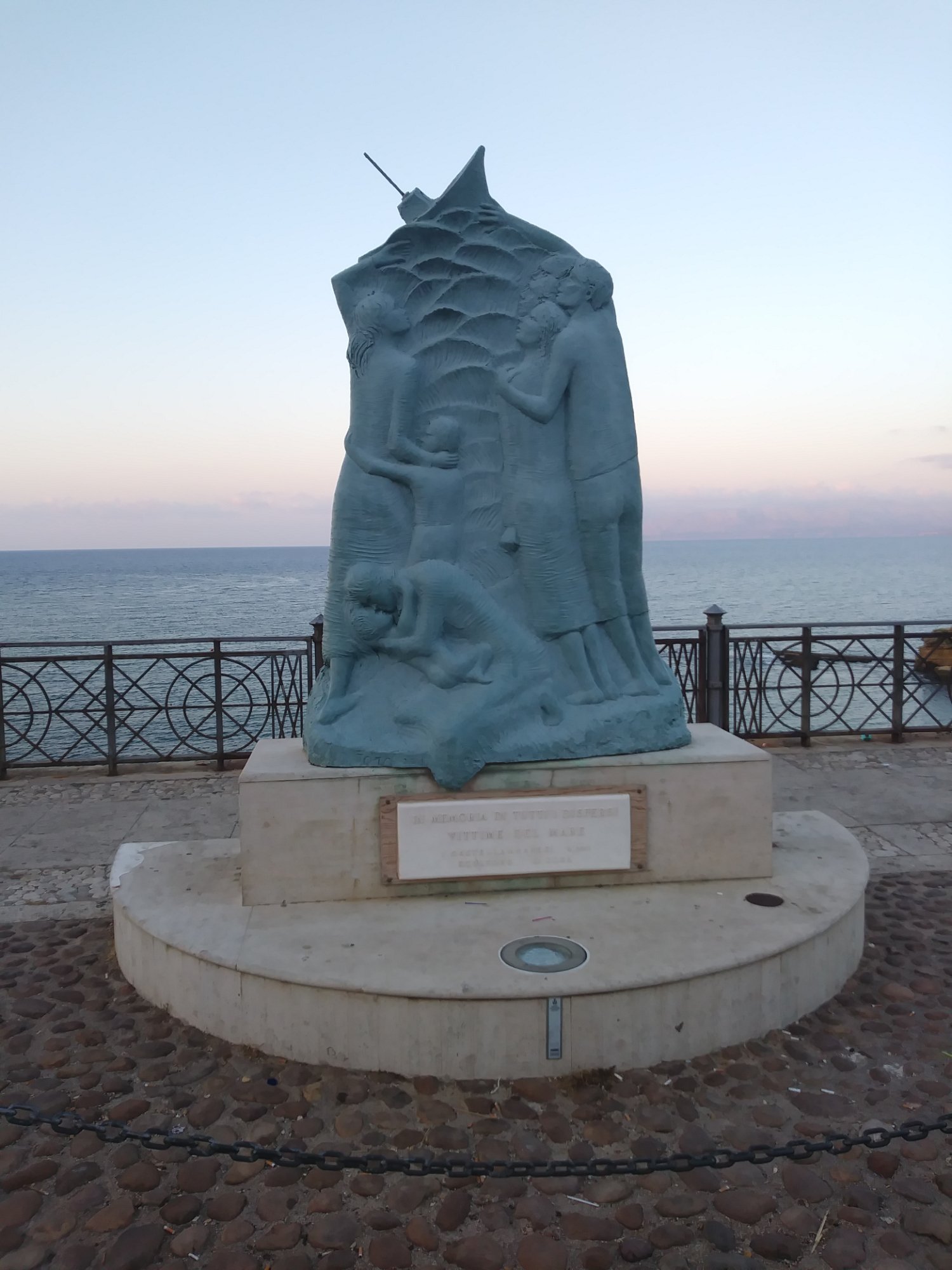 Monumento ai Dispersi Vittime del Mare