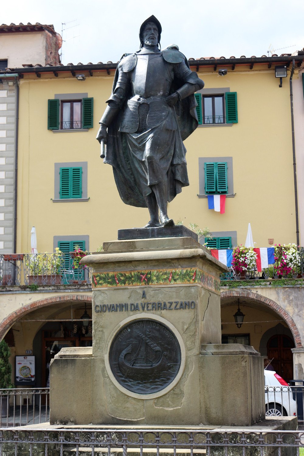 Monumento al Navigatore Giovanni da Verrazzano