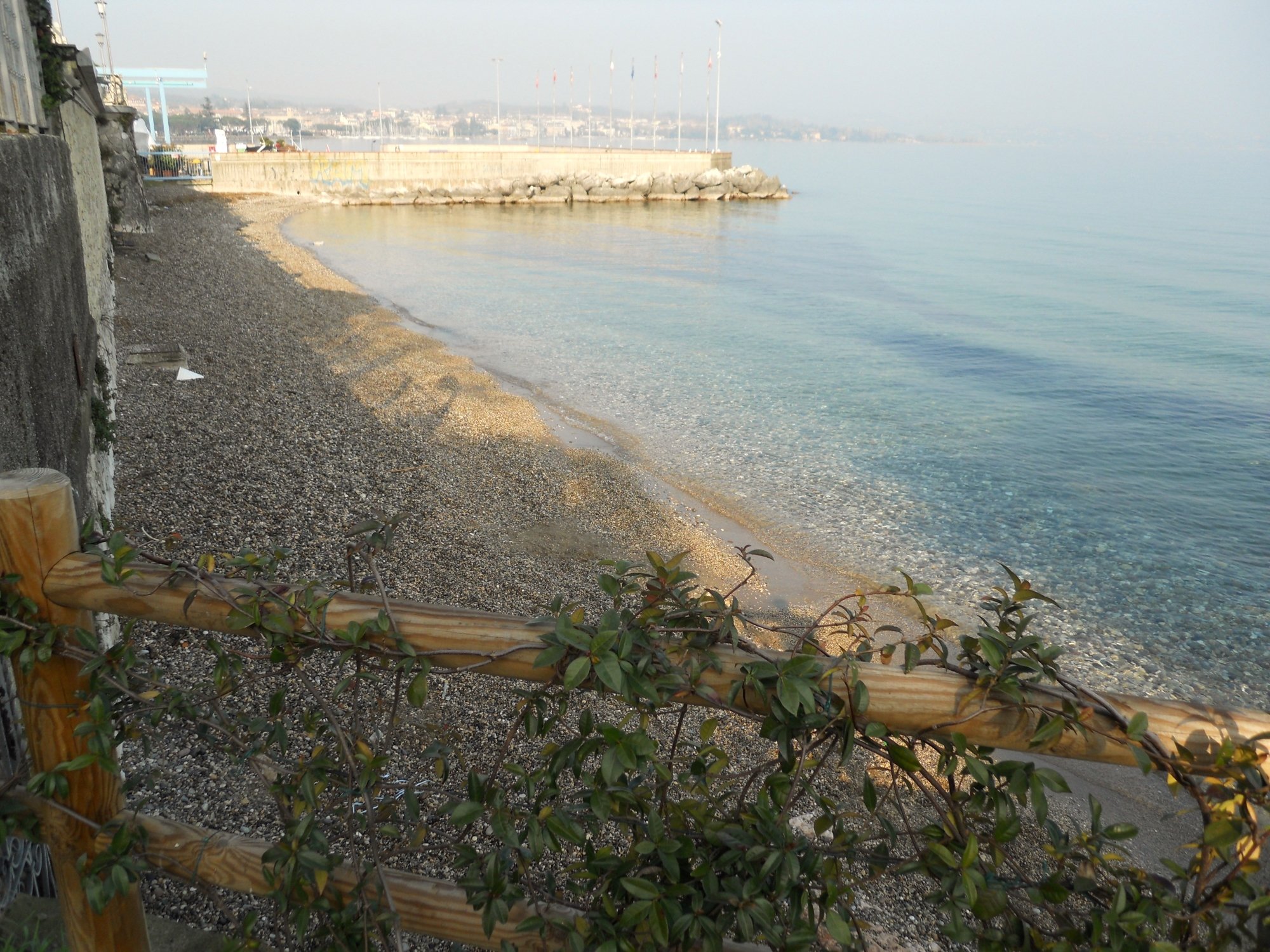 Spiaggia Via Lario