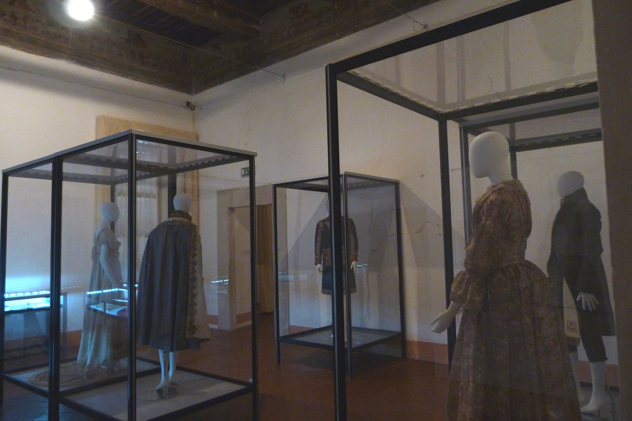 Museo del Tessuto e del Costume