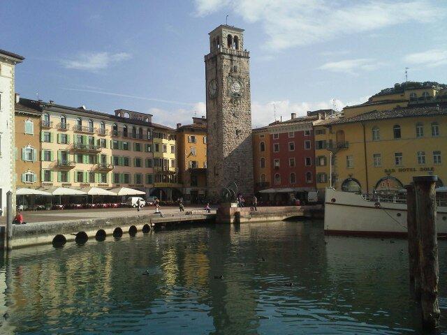 Piazza Catena