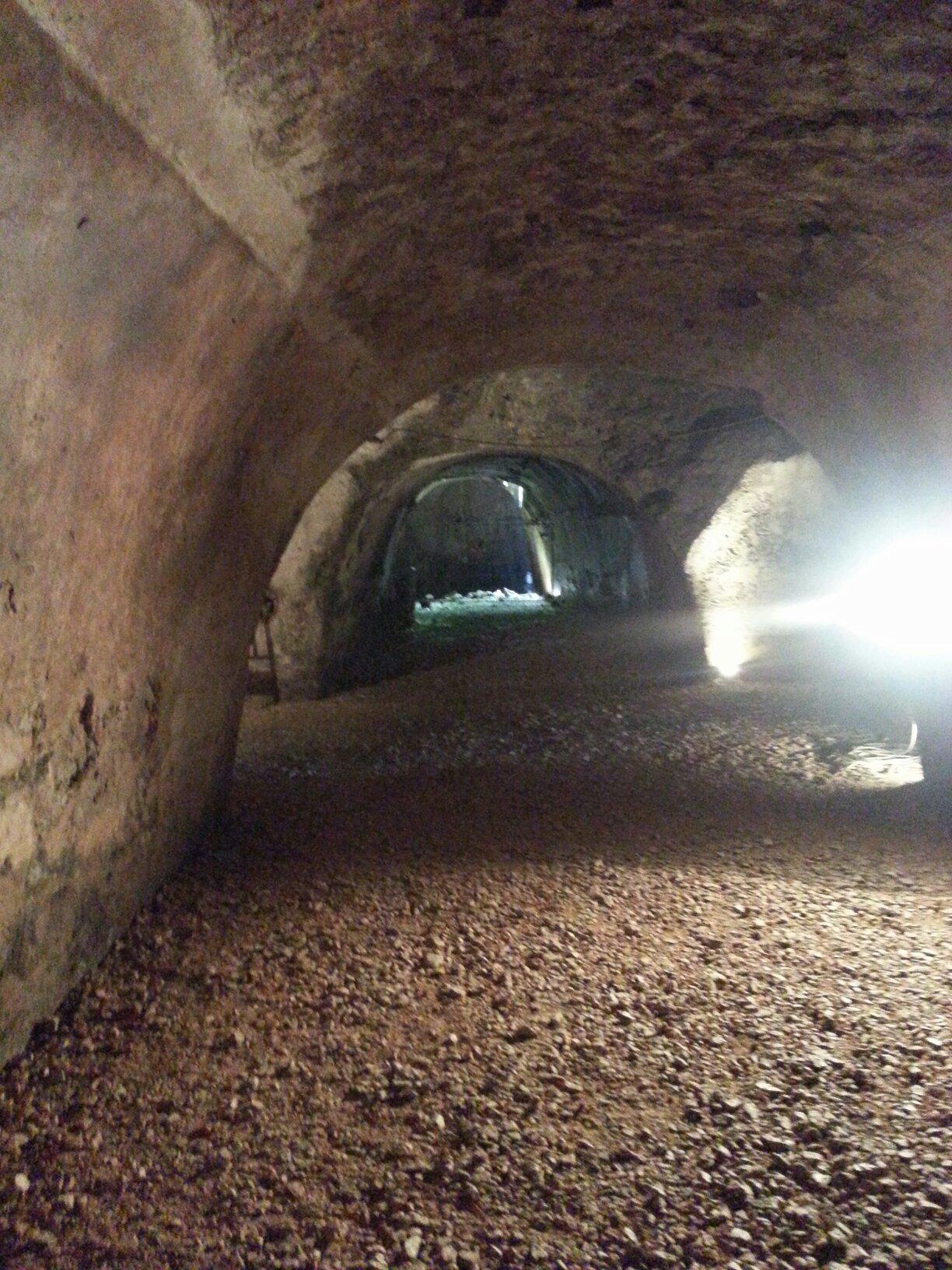 Grotta Della Dragonara