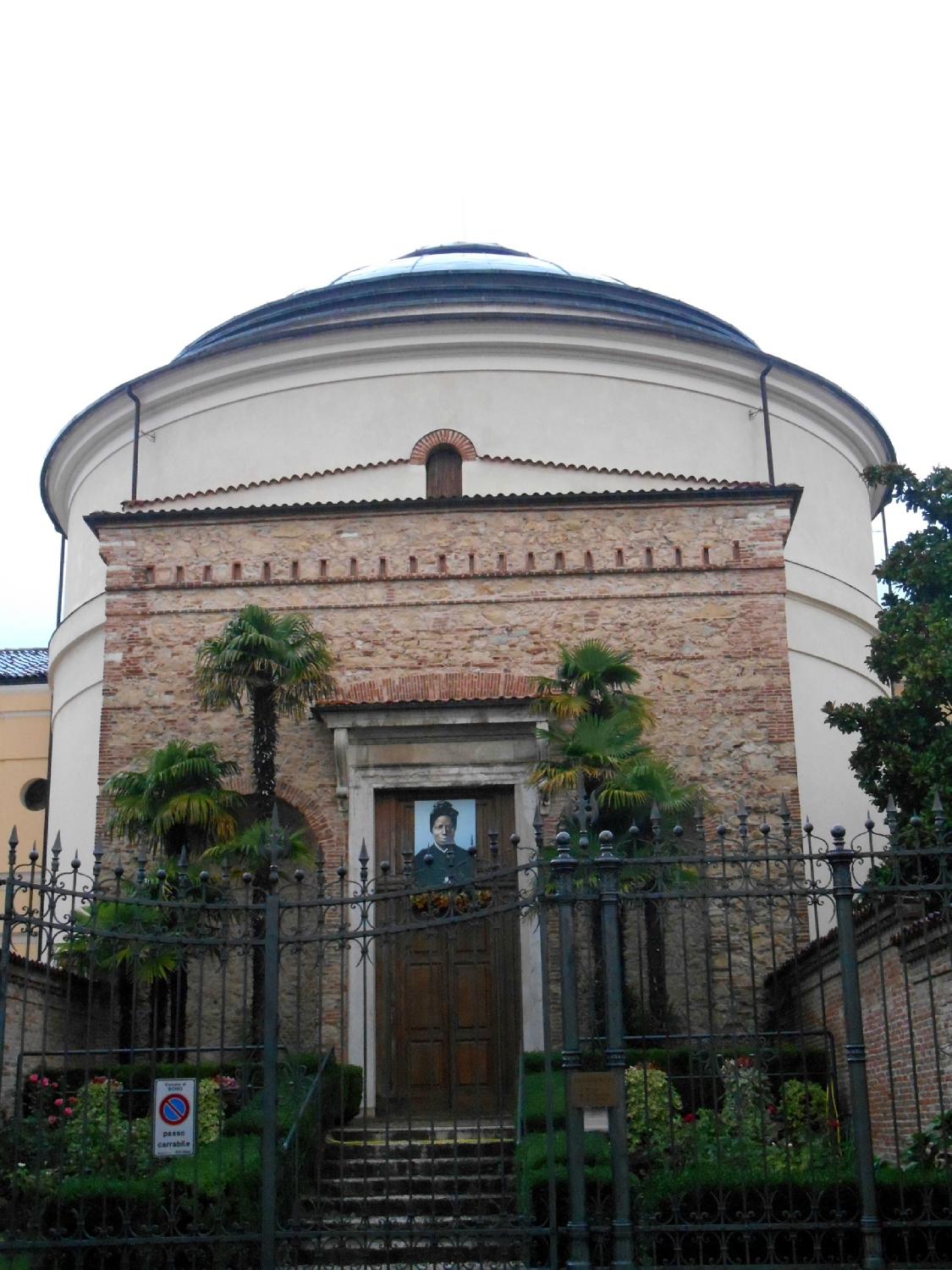 Chiesa della Sacra Famiglia