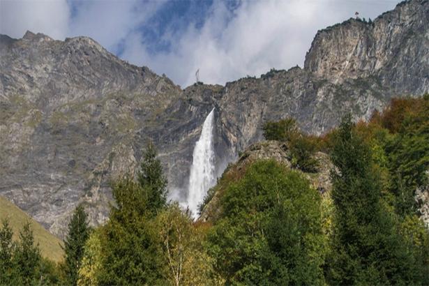 Le Cascate Del Serio