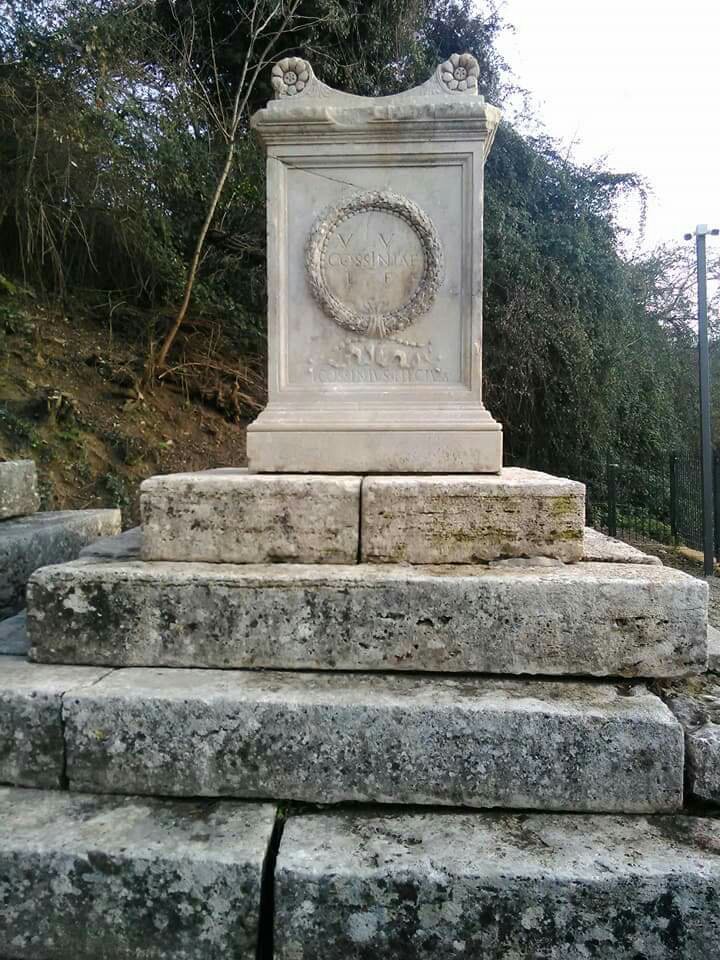 Tomba della Vestale Cossinia