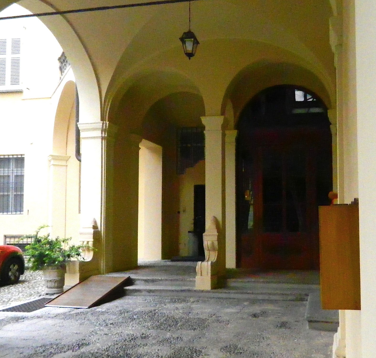 Palazzo Sannazzaro