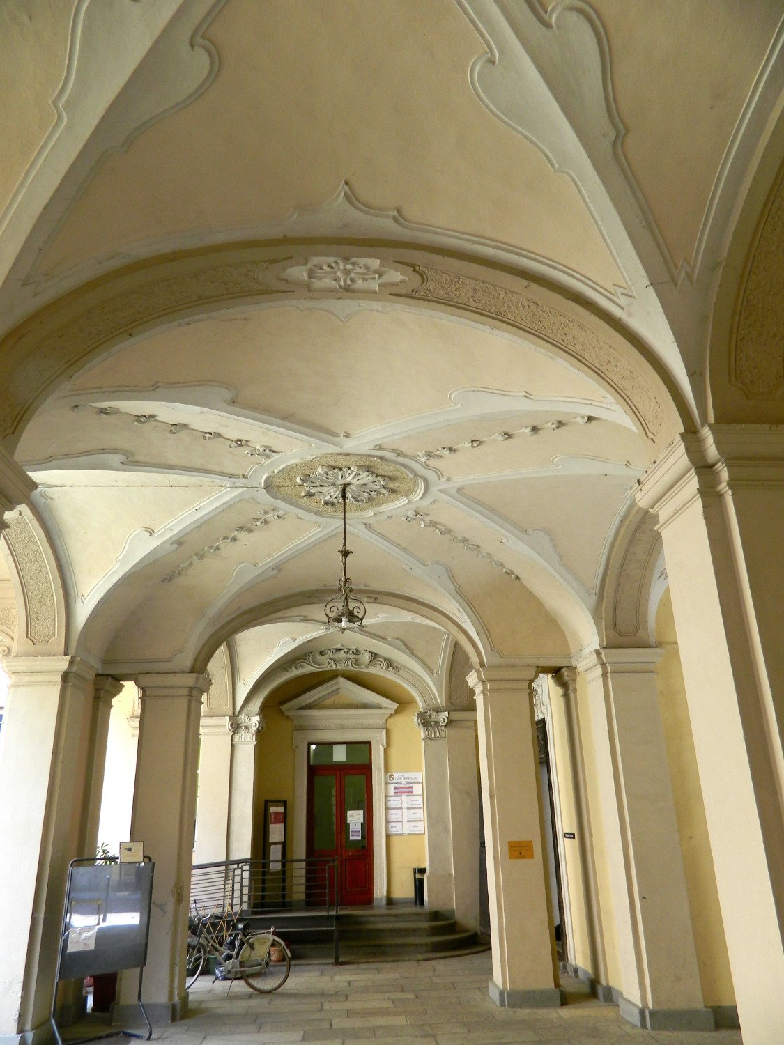 Palazzo Magnocavalli