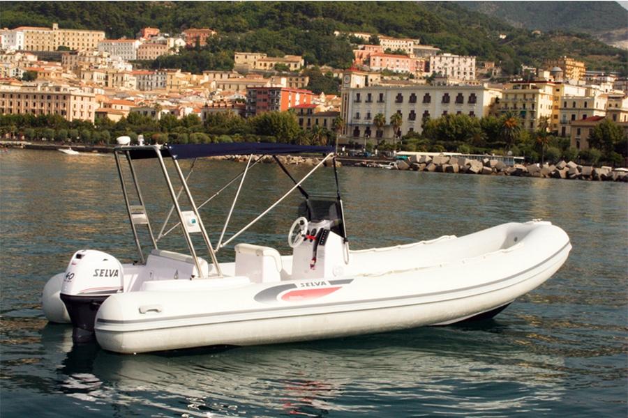 Zaccheo Boat Rental